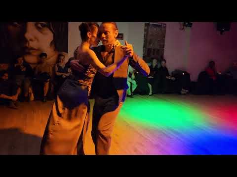 Argentine tango: Virgina Vasconi & Jaimes Friedgen - Cuatro Palabras