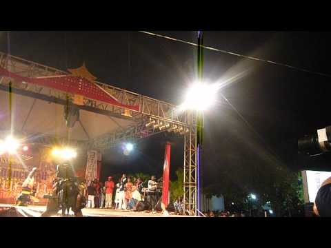 DHQ International 2011 BOMBOM final