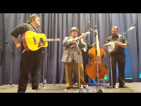 Travers Chandler & Avery County at IBMA Showcase 9/27/2017