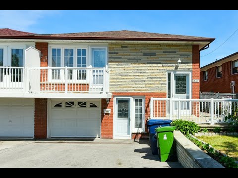 251 Hullmar Drive North York