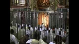 preview picture of video 'aldjoumah touba prière du vendredi a la grande mosquée  de Touba mai 2014'