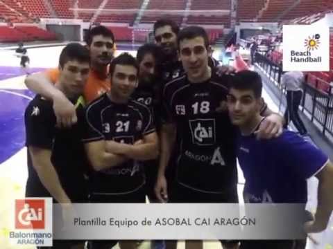 Demetrio Lozano y la plantilla del Cai Aragon apoyan al Club Balonmano Playa Alcalá