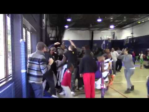 Riverside Hawks - Kam buzzer beater