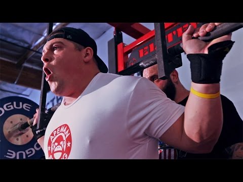 HulkSmassh and LarryLRKR Skwaat at Super Training Gym