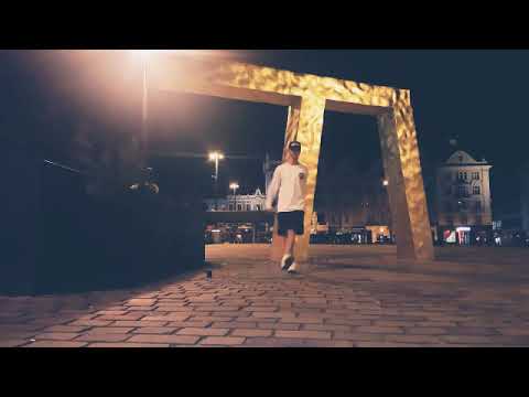 M.Moses cwalk (Psychologia tlumu feat. Sacha Vee - O.S.T.R. & Hades)