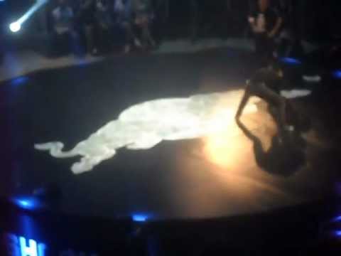 Red bull bc one 2012 bboy Differ vs Bboy Roxrite