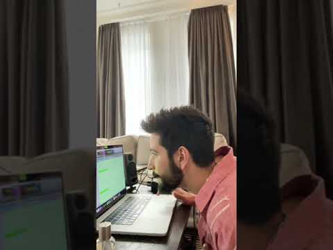 Hola. Somos Camilo y Evaluna. Y en Octubre hay música nueva 💙