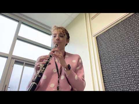 Full Concert B flat Scale: Oboe