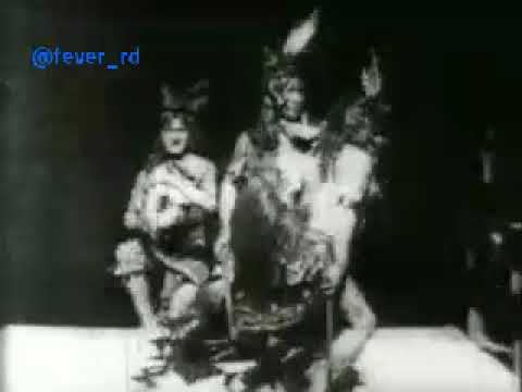 Indios bailando kryspi kush