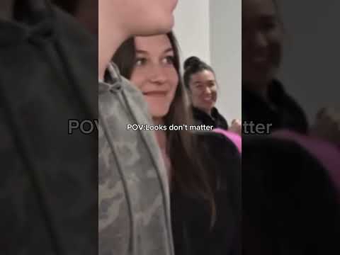 Just look how the girls are looking to him 😳#davidlaid #motivation #facesymmetrycheck #looksmaxxed