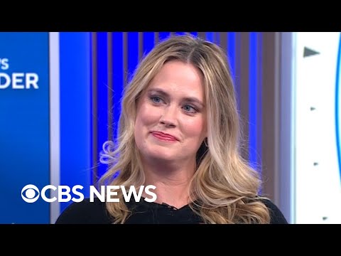 How Old Is Abigail Hawk