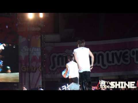 [BTS] 100911 SMTOWN LIVE in SHANGHAI - ending (JONGHYUN)