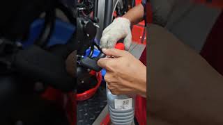 Download lagu Royal Enfield motorcycle classic first servicing pat 2 mp3