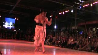 Sebastian Achaval Roxana Suarez 2-3 12° Torino Tango Festival.mpg