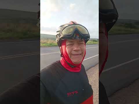 Orlando pescador em um pedal até pedrinhas Sergipe.