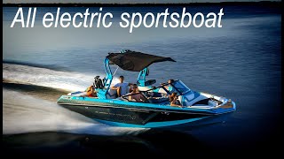 Amazing Electric Sportsboat: SUPER AIR NAUTIQUE GS22E