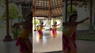 Download lagu TARI PENDET - Cuplikan dari Pudak Petak Dance Studio mp3