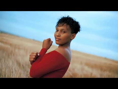 Chocha Star - Zaina (Official Music Video)