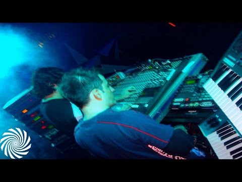 Sub6 - Pounding (Live mix 2005)