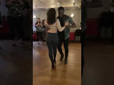 Gingaboo UK demo with Heneco!