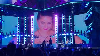 Sofia Reyes - Llegaste tu (ft  Reykon), Muévelo (ft Wisin) &#39;Premios Telehit 2018&#39; Estadio Azteca