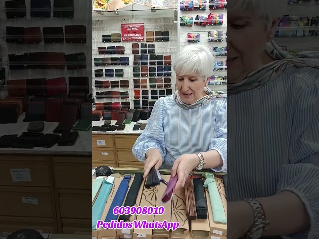 Vídeo relacionado con 60 Abanicos de bambú plegables blancos personalizables y biodegradables