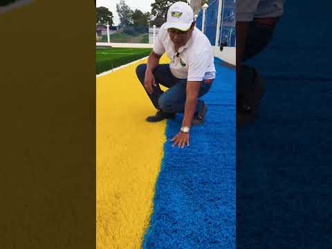 💪Seguimos trabajando en San Antonio Ilotenango, Quiché. ¡Muy pronto, un estadio con grama sintética!