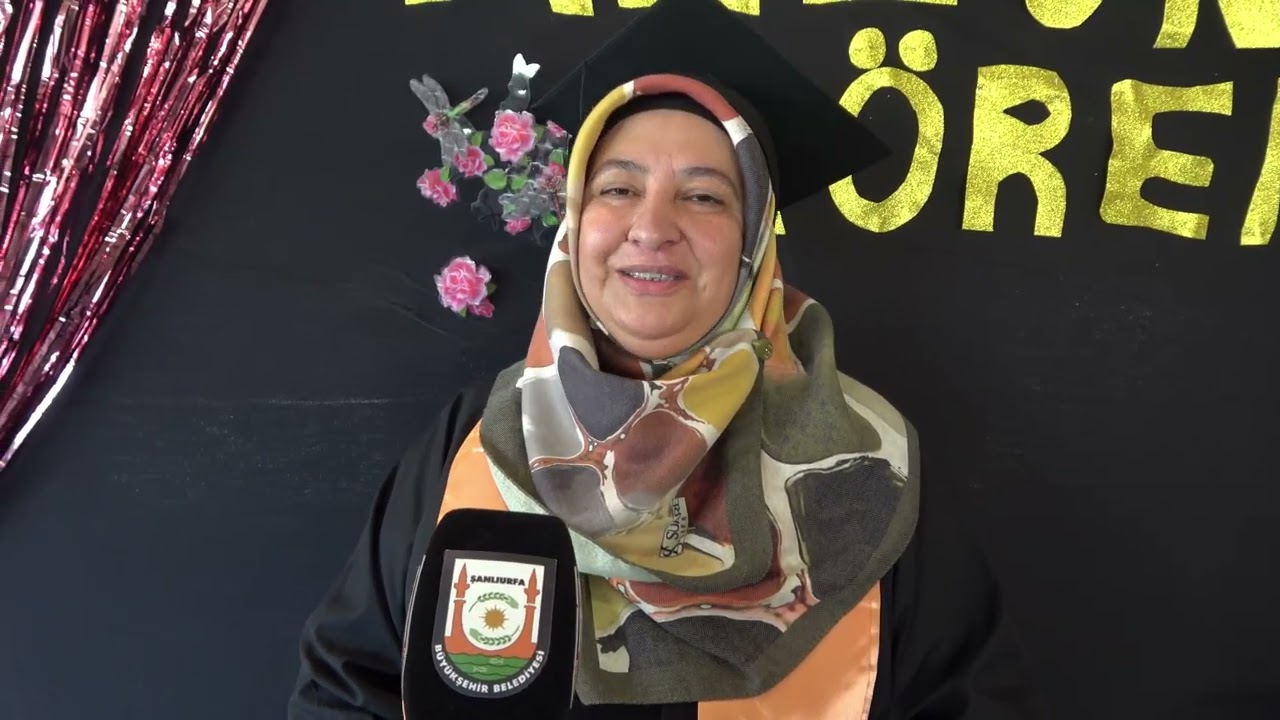 OKUMA YAZMA ÖĞRENEN ANNELER MEZUNİYET SEVİNCİ YAŞADI