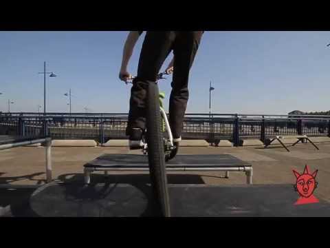 ThinkBikes Tutorials - 8 - The 180