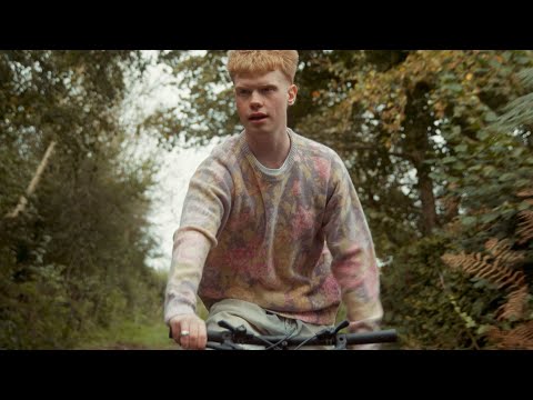 Finn Askew - Homesick (Official Visualizer)