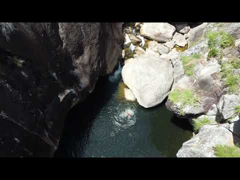 Exploring Lower Portals Mt Barney
