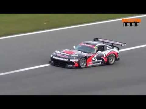 Mad-Croc Viper going around a track