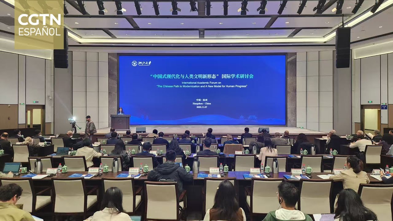 Expertos y representantes políticos valoran positivamente la modernización china