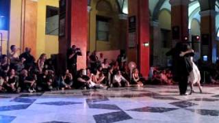 502 Rosso Tangofestival 2010 Cagliari Sardinien Donato Juarez y Carolina del Rivero