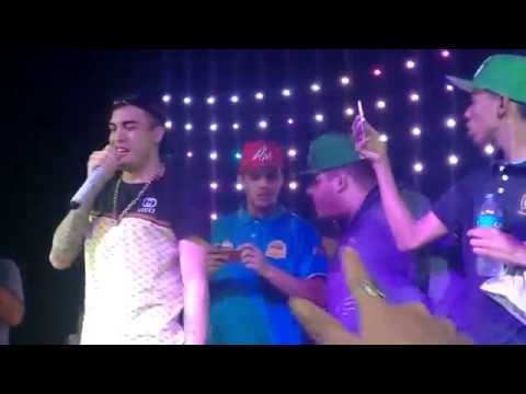 Mc Brisola - senta pros trafica  ao vivo em osasco