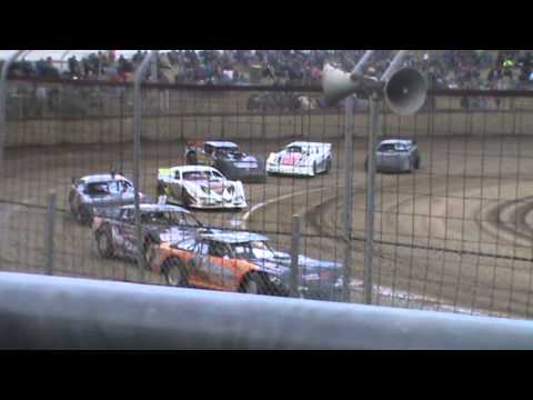 Super Sedans Crash - Avalon Raceway 2014 K-Rock Cup