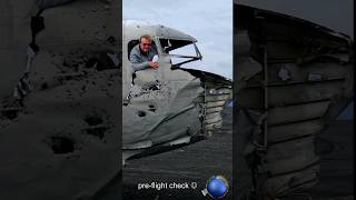🛫 DC-3 Crash Site (Iceland) 🏖️ #Shorts