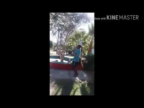 Ras Neftalí malabarista venezolano (en Uruguay)