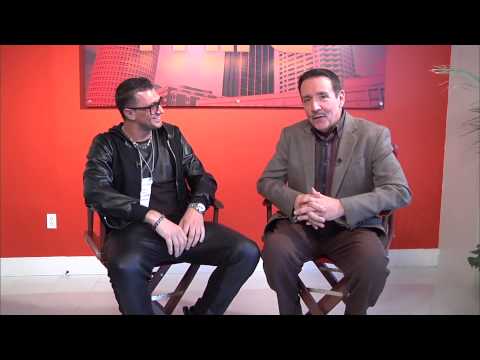 David Ferrari en Mira Tv Tampa. Entrevista con Carlos José.