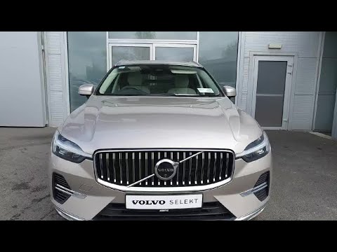 Volvo XC60 T6 AWD PHEV Plus Bright - Image 2
