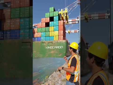 Don't play this game at work- Cargo Tetris