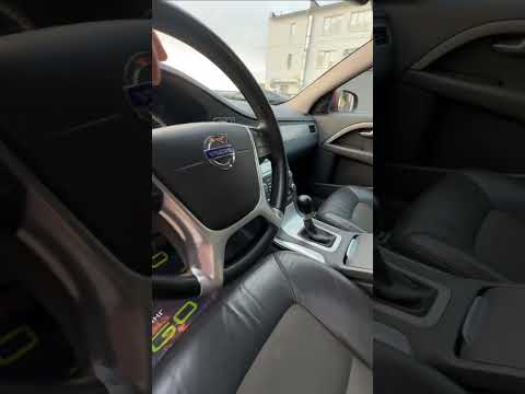 фото volvo v70 iii 0