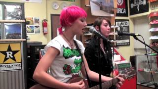 Dog Party "Questioningly" (The Ramones cover) LIVE June 10, 2013 (6/9) HD