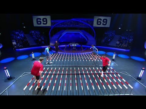 Hop, Hop, Hürde! | Lutz & Fabian vs. Bastian & Özcan | Spiel 14 | Schlag den Star