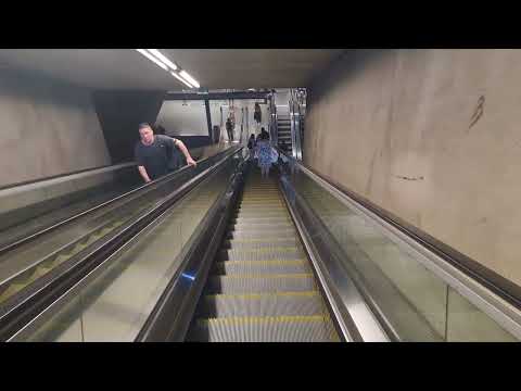 Underground Railway station in Budapest video #3