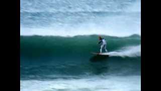 preview picture of video 'Clean Supertubes, Jeffreys Bay, South Africa, May 2012'