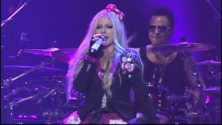 Avril Lavigne performs &quot;Hello Kitty&quot; live at Casino Rama