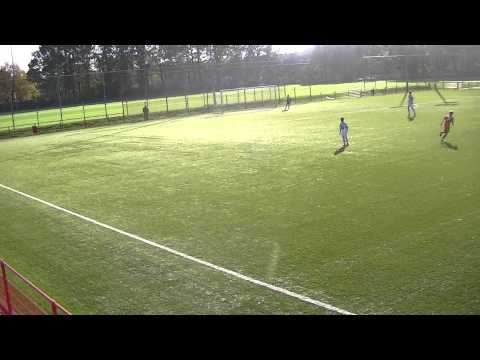 Omid Musawi (FC Twente O14) scoort direct vanaf de aftrap!