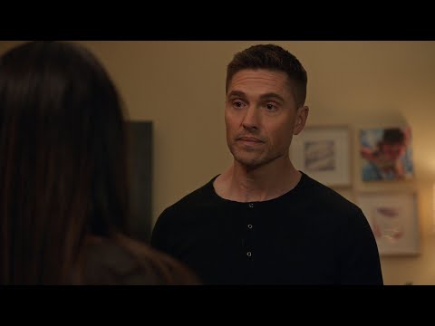 Tim and Lucy Talk Seriously About Undercover Work - The Rookie