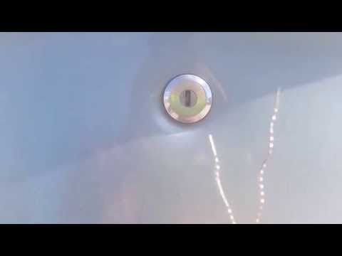 Broken Key Extraction 2005 Ford Taurus